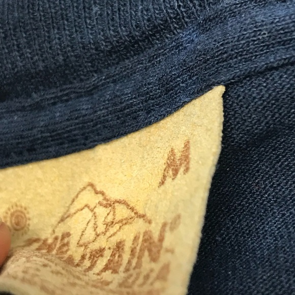 Vintage NEW The Mountain Dragon Fire Blue T-Shirt Old Leather Tag Size M - Picture 7 of 8